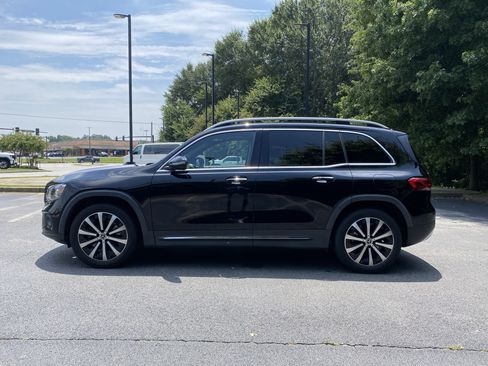 Used 2021 Mercedes-Benz GLB 250 image 6