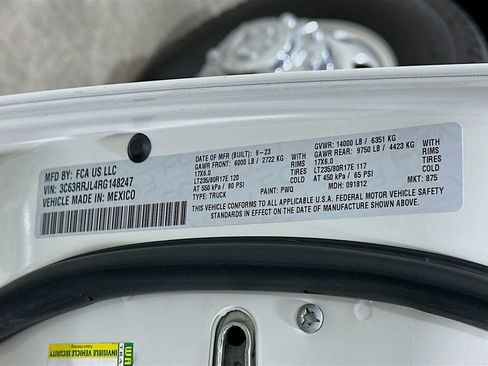 Used 2024 RAM 3500 Laramie w/ Towing Technology Group image 32