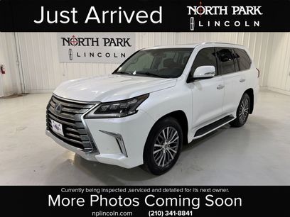 Used 2017 Lexus LX 570 4WD w/ Luxury Package