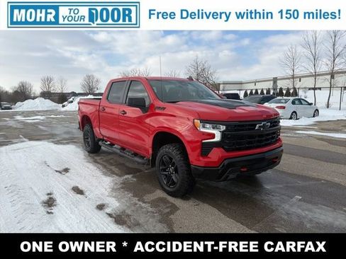 Used 2023 Chevrolet Silverado 1500 LT Trail Boss w/ LPO, Dark Essentials Package image 9