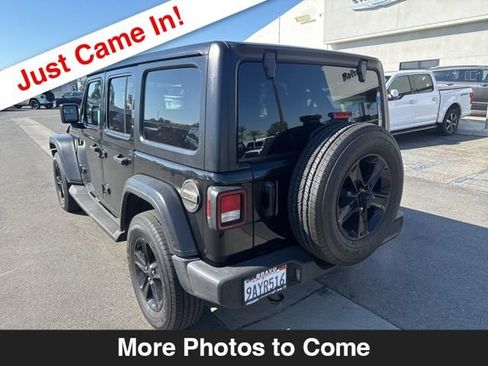 Used 2022 Jeep Wrangler Unlimited Sport image 3