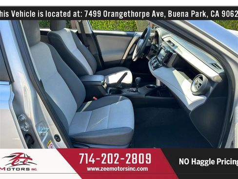 Used 2015 Toyota RAV4 LE image 20