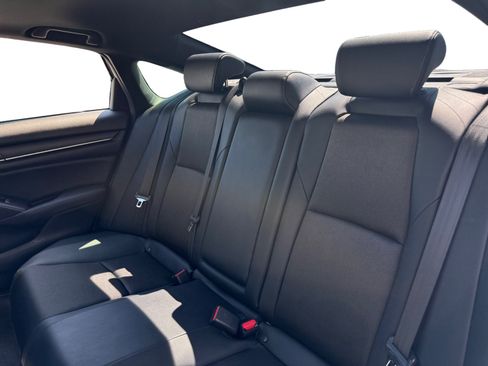 Used 2020 Honda Accord Sport image 13