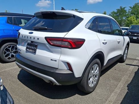 Used 2024 Ford Escape Active w/ Tech Pack #2 AWD/4WD image 4