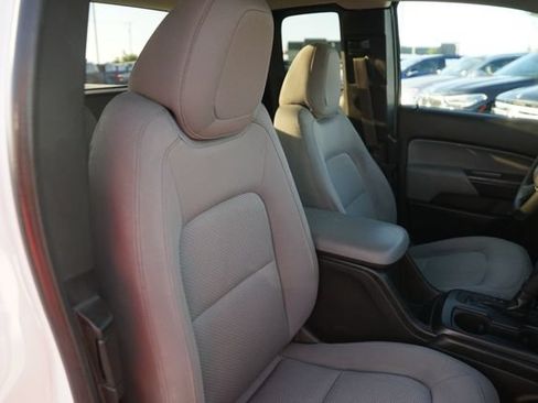 Used 2017 Chevrolet Colorado W/T w/ WT Convenience Package RWD image 19