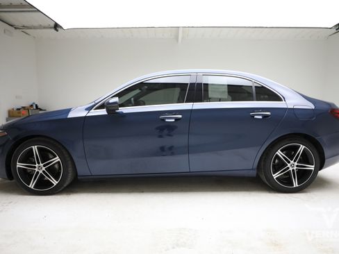 Used 2022 Mercedes-Benz A 220 image 2