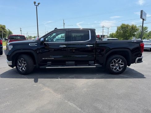 Used 2022 GMC Sierra 1500 SLT w/ SLT Premium Plus Package AWD/4WD image 8