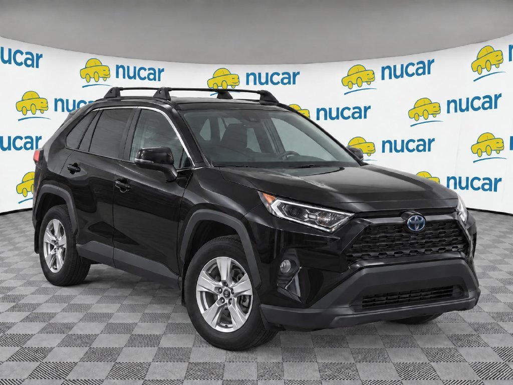 Used 2021 Toyota RAV4 XLE w/ Convenience Package AWD/4WD image 2
