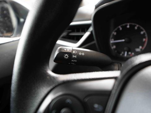 Used 2023 Toyota Corolla LE image 13