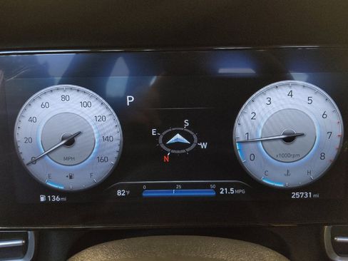 Used 2023 Hyundai Elantra SEL w/ Convenience Package FWD image 23