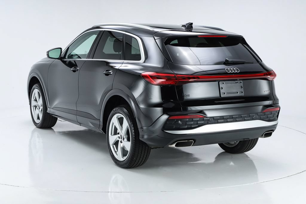 Used 2025 Audi Q5 Premium Plus w/ Premium Plus AWD/4WD image 11