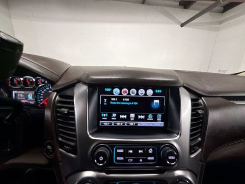 Used 2017 Chevrolet Tahoe Premier RWD image 13