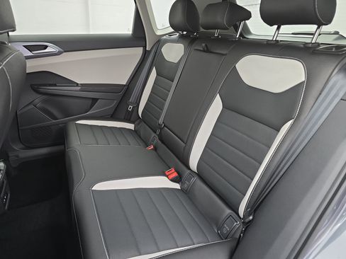 New 2026 Volkswagen Taos SEL AWD/4WD image 13
