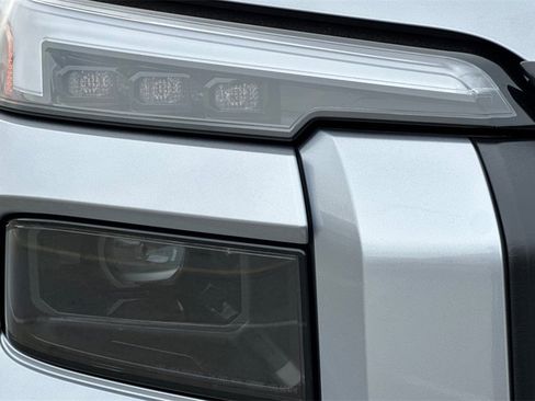 New 2026 Subaru Outback Limited XT image 33