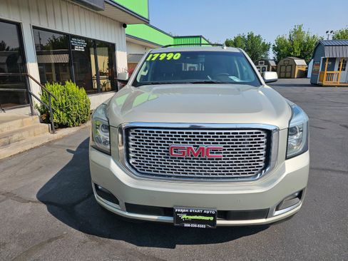 Used 2016 GMC Yukon Denali w/ Open Road Package AWD/4WD image 3