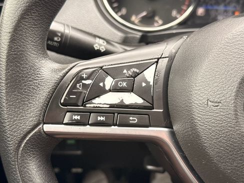 Used 2020 Nissan Rogue Sport S FWD image 26