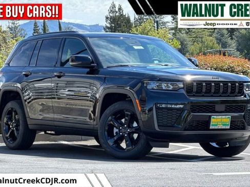 New 2026 Jeep Grand Cherokee Limited w/ Limited Altitude Package AWD/4WD image 1