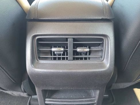 Used 2017 Ford Edge SEL w/ Equipment Group 201A FWD image 43