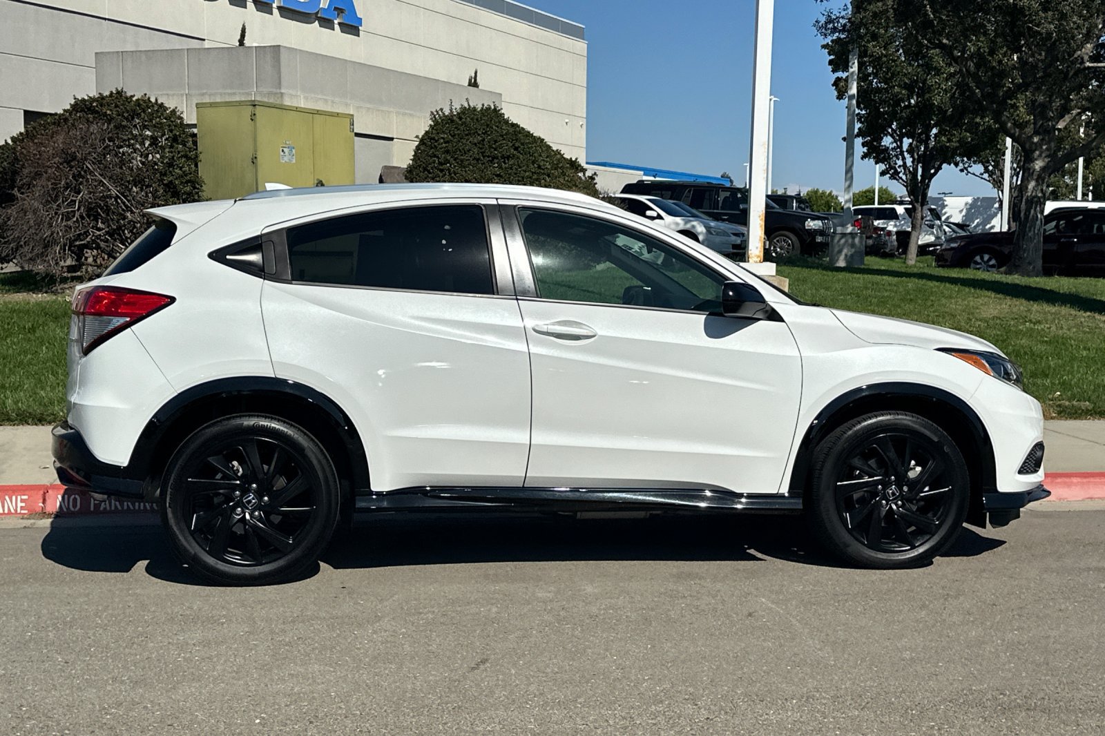 Certified 2022 Honda HR-V Sport image 3