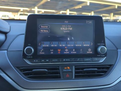 Used 2024 Nissan Altima 2.5 SR image 6