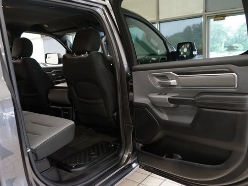 Used 2022 RAM 1500 Big Horn AWD/4WD image 45