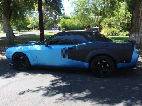 Used 2016 Dodge Challenger R/T Scat Pack RWD image 32