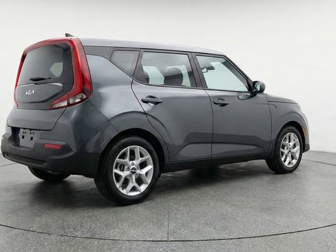 Used 2025 Kia Soul LX w/ LX Technology Package image 9