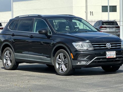 Used 2020 Volkswagen Tiguan SEL image 5