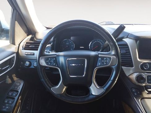 Used 2017 GMC Yukon Denali AWD/4WD image 12