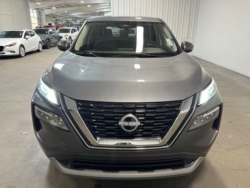 Used 2023 Nissan Rogue SV FWD image 8