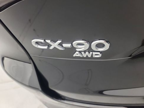 Used 2025 MAZDA CX-90 3.3 Turbo w/ Preferred Package image 11
