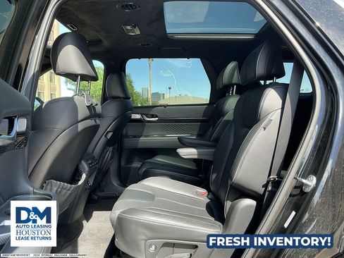 Used 2024 Hyundai Palisade Calligraphy image 9