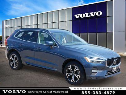 Used 2022 Volvo XC60 B5 Momentum