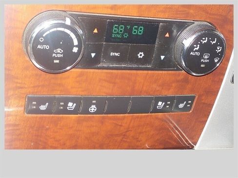 Used 2011 RAM 3500 Laramie w/ Cold Weather Group image 21