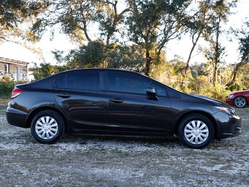 Used 2013 Honda Civic LX image 13