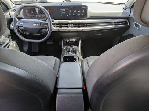 Certified 2025 Kia K4 FWD image 14