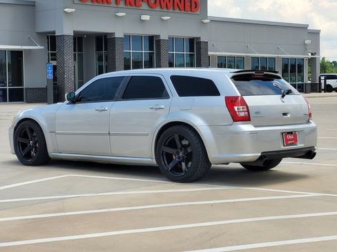 Used 2006 Dodge Magnum SRT8 w/ SRT Option Group III RWD image 7