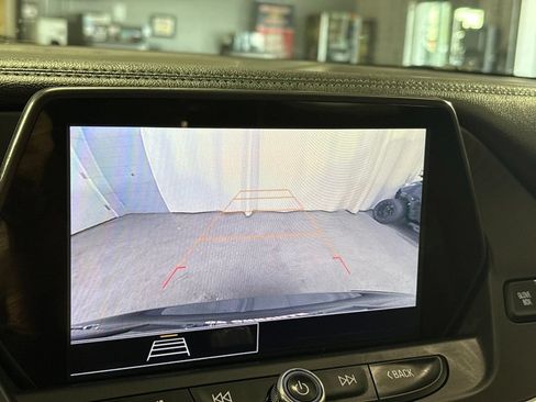 Used 2022 Chevrolet Blazer LT FWD image 21
