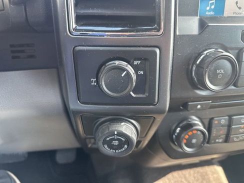 Used 2018 Ford F150 XLT w/ Equipment Group 302A Luxury image 22