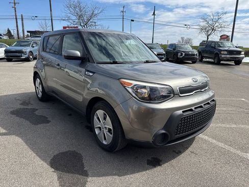 Used 2016 Kia Soul image 1