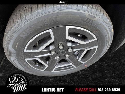 New 2026 Jeep Cherokee Limited image 24