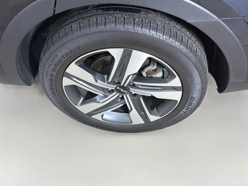 Certified 2023 Kia Sorento EX AWD/4WD image 31