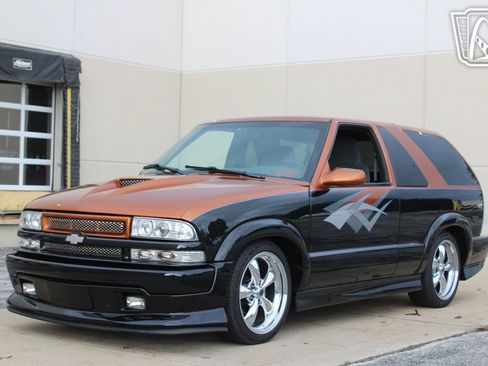 Used 2001 Chevrolet Blazer Xtreme w/ Preferred Equipment Group RWD image 20