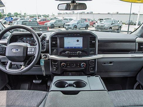 Used 2023 Ford F150 XLT image 5
