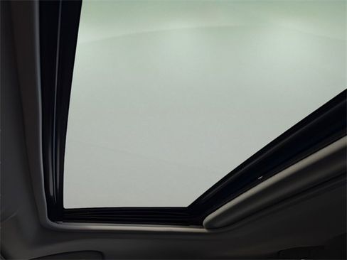 Used 2020 Toyota RAV4 XLE w/ Convenience Package image 23