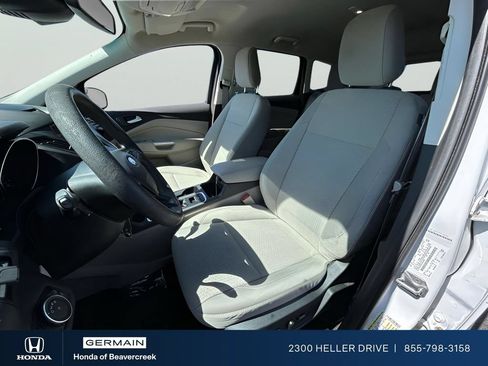 Used 2018 Ford Escape SE w/ Ford Safe & Smart Package AWD/4WD image 28