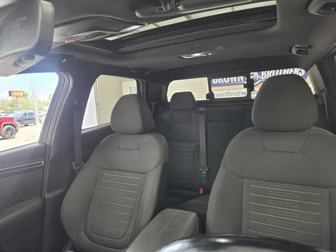 Used 2022 Hyundai Santa Cruz SEL Premium AWD/4WD image 3