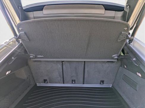 Used 2024 Porsche Cayenne S image 6