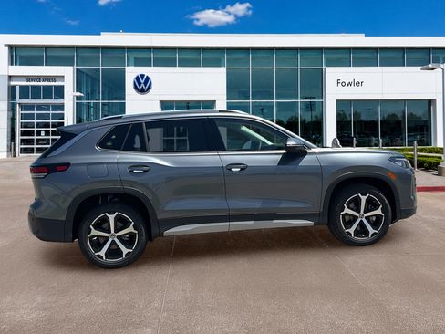 New 2026 Volkswagen Tiguan SE AWD/4WD image 4
