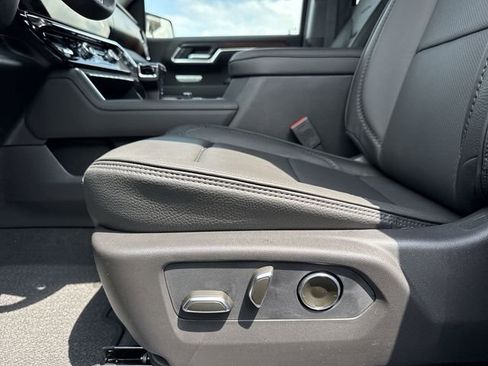 New 2026 GMC Sierra 1500 Denali AWD/4WD image 12